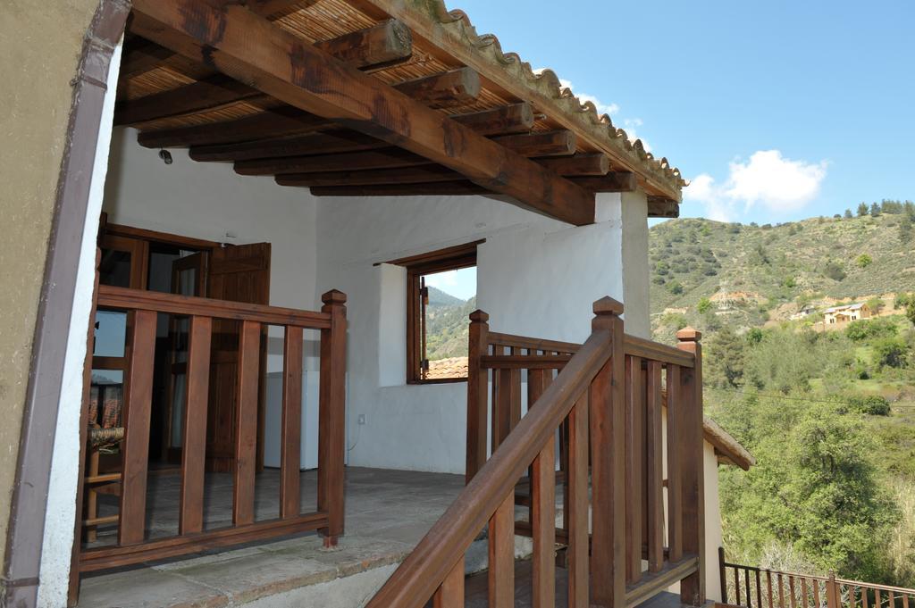 Maritsa Lodge Kakopetria Quarto foto